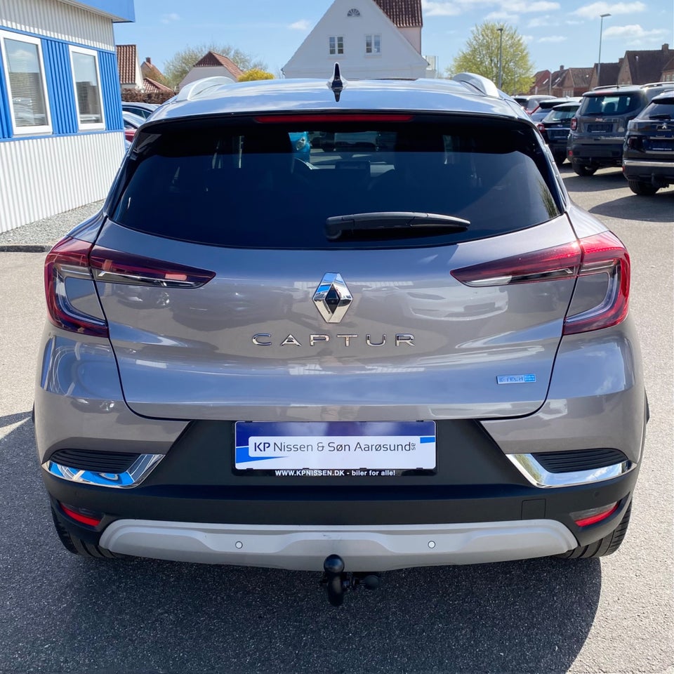 Renault Captur 1,6 E-Tech Intens 5d