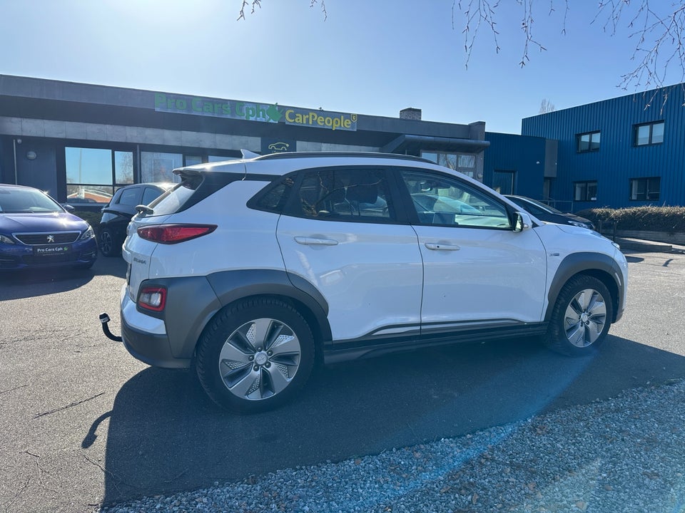 Hyundai Kona 64 EV Advanced 5d