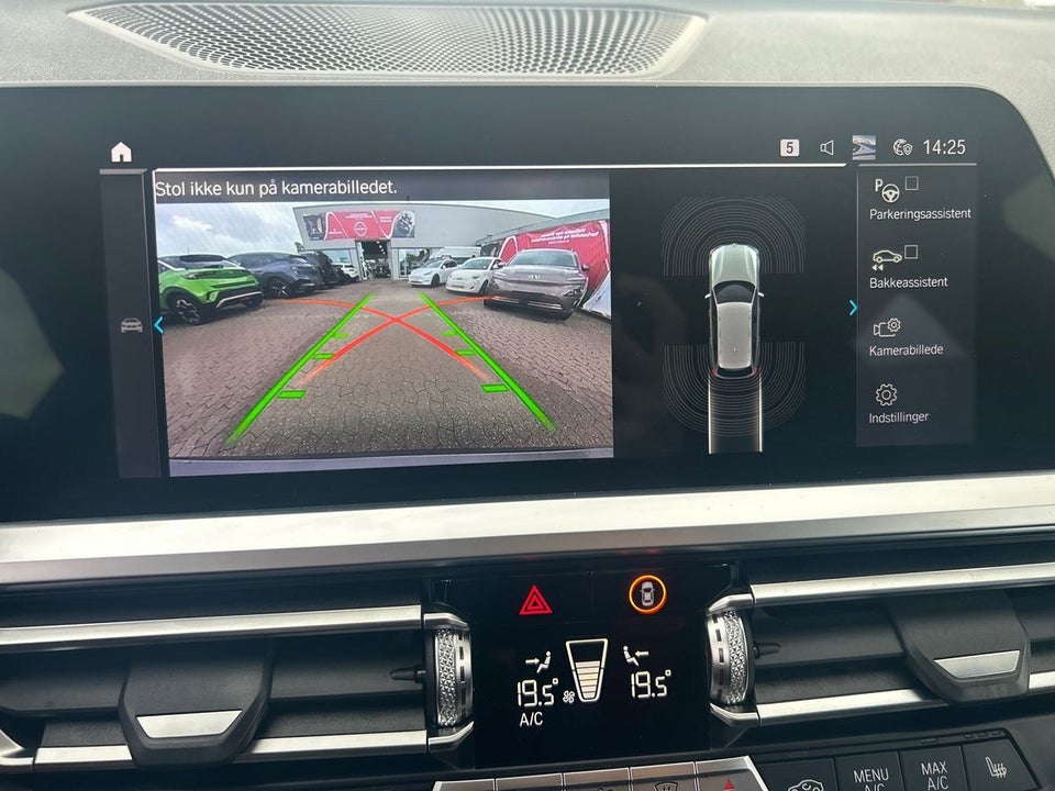 BMW 330e 2,0 Touring M-Sport aut. 5d