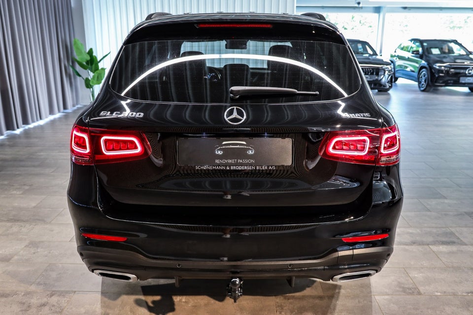 Mercedes GLC300 2,0 AMG Line aut. 4Matic 5d