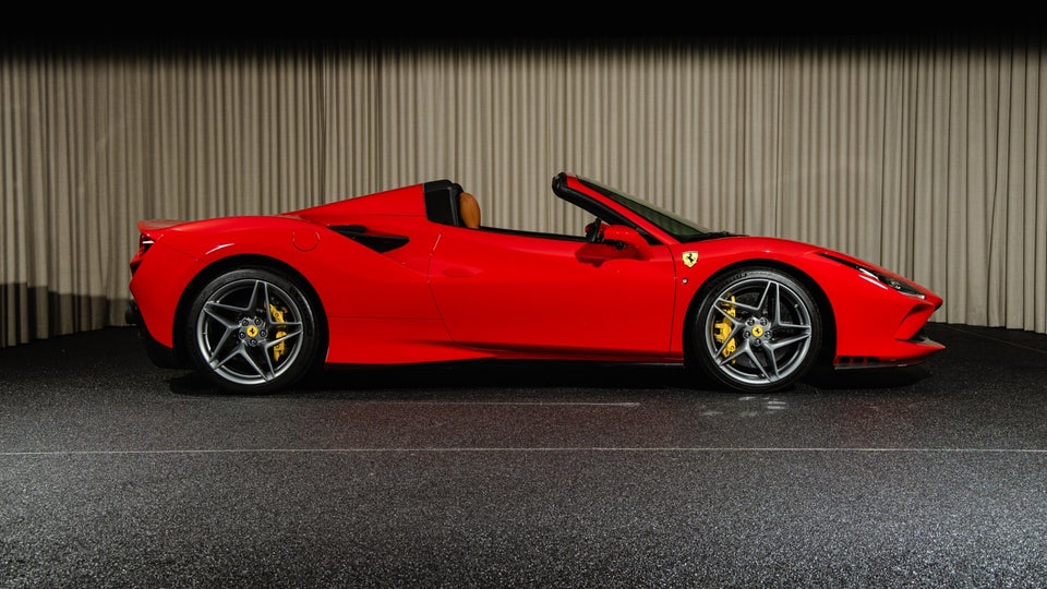 Ferrari F8 Spider 3,9 DCT 2d