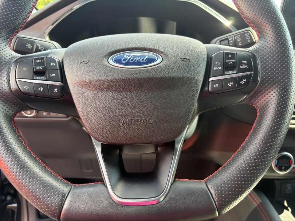 Ford Kuga 2,5 PHEV ST-Line X CVT 5d