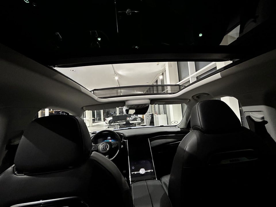 MG Marvel R Luxury 5d