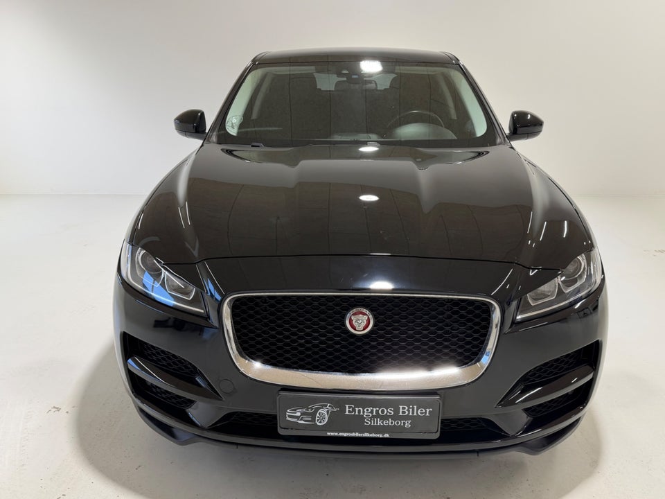 Jaguar F-Pace 2,0 D180 Pure aut. 5d