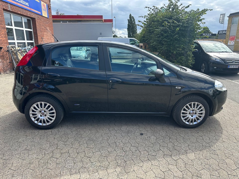 Fiat Punto Evo 1,4 Dynamic 5d