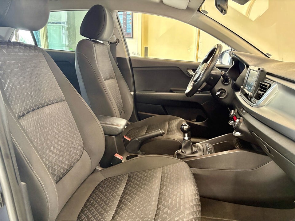 Kia Rio 1,25 MPi Base Line 5d