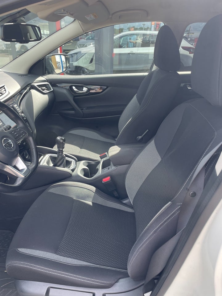 Nissan Qashqai 1,2 Dig-T 115 Acenta Connect 5d