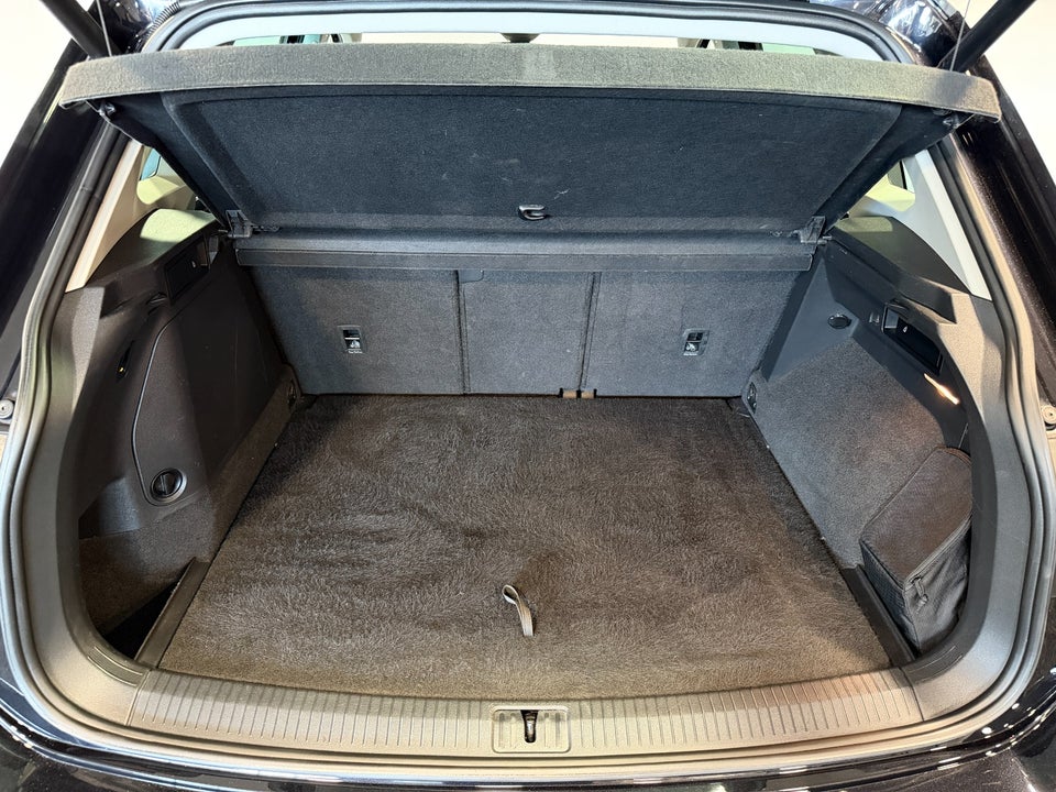 VW Tiguan 1,4 eHybrid Elegance DSG 5d