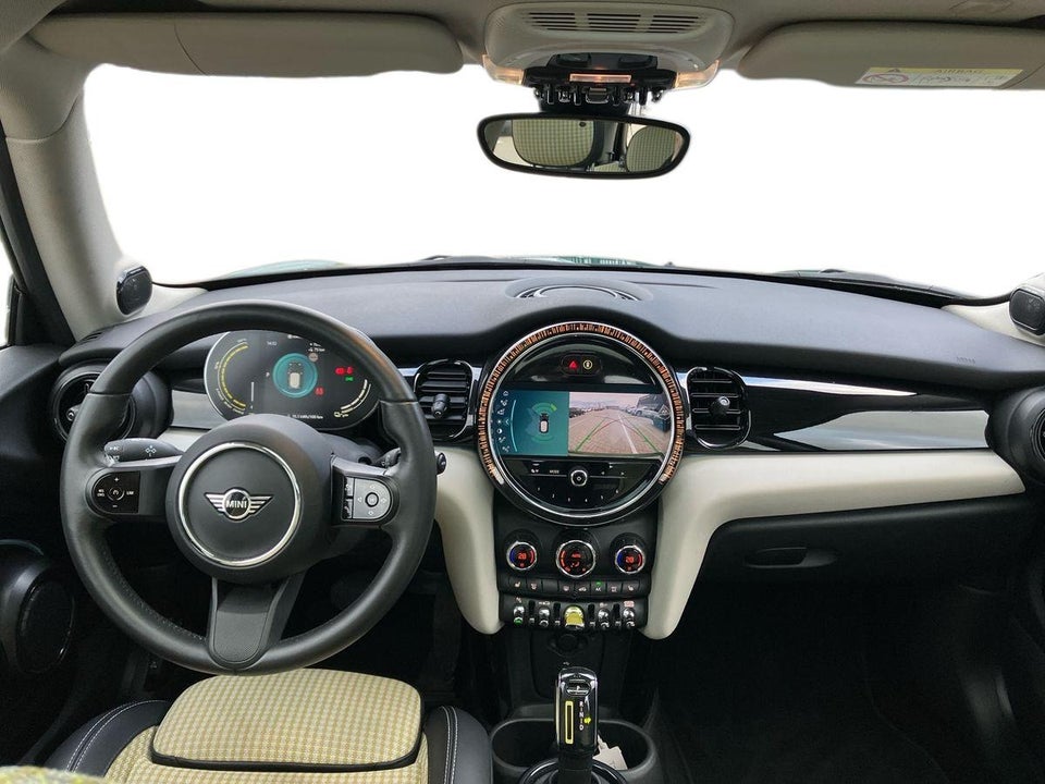 MINI Cooper SE Camden Edition 3d