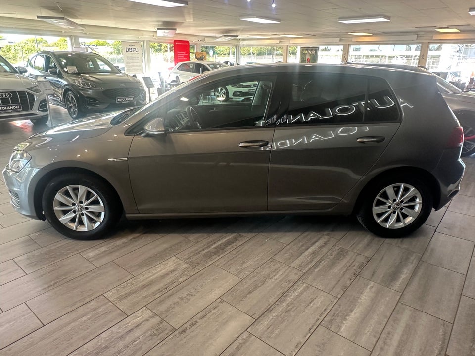 VW Golf VII 1,6 TDi 110 BlueMotion 5d