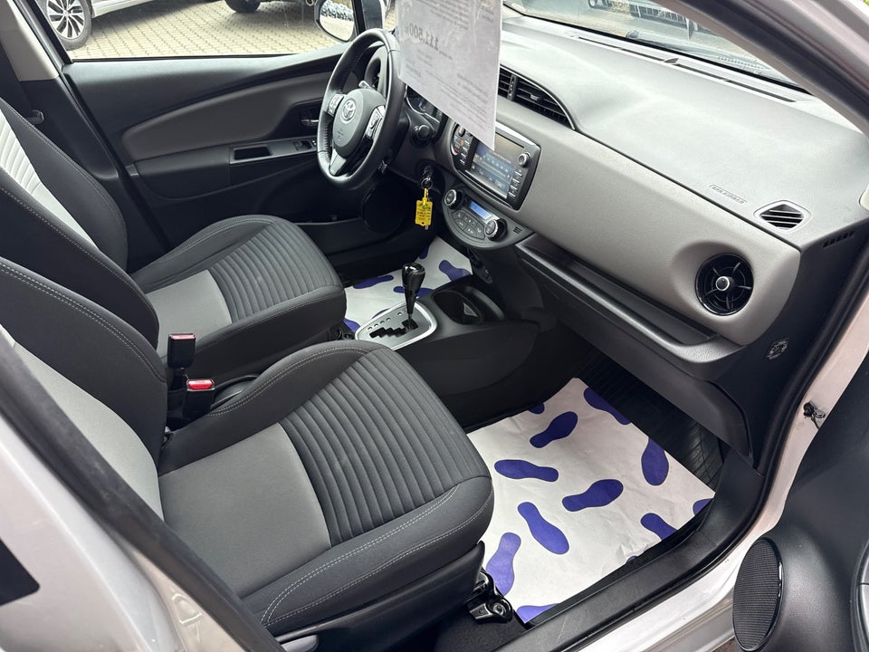 Toyota Yaris 1,5 Hybrid H2 Limited e-CVT 5d