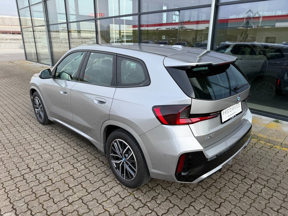 BMW iX1 eDrive20 M-Sport 5d