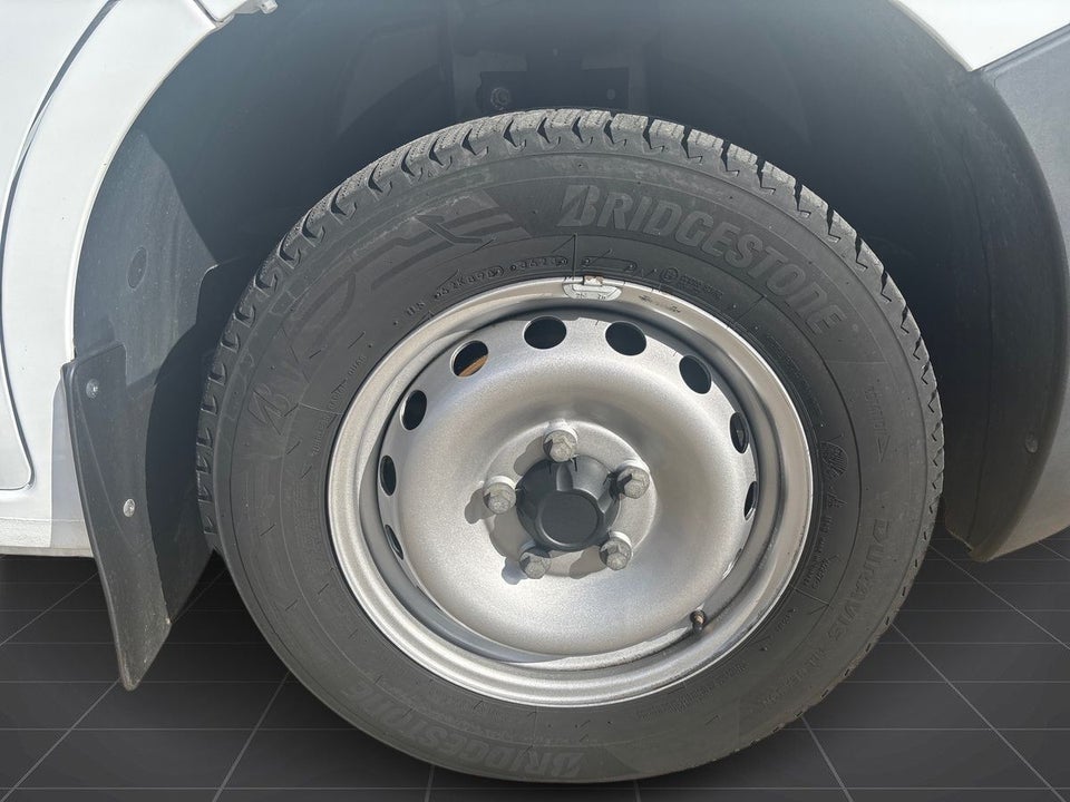 Nissan Interstar 2,3 dCi 150 L2H2 N-Connecta Van