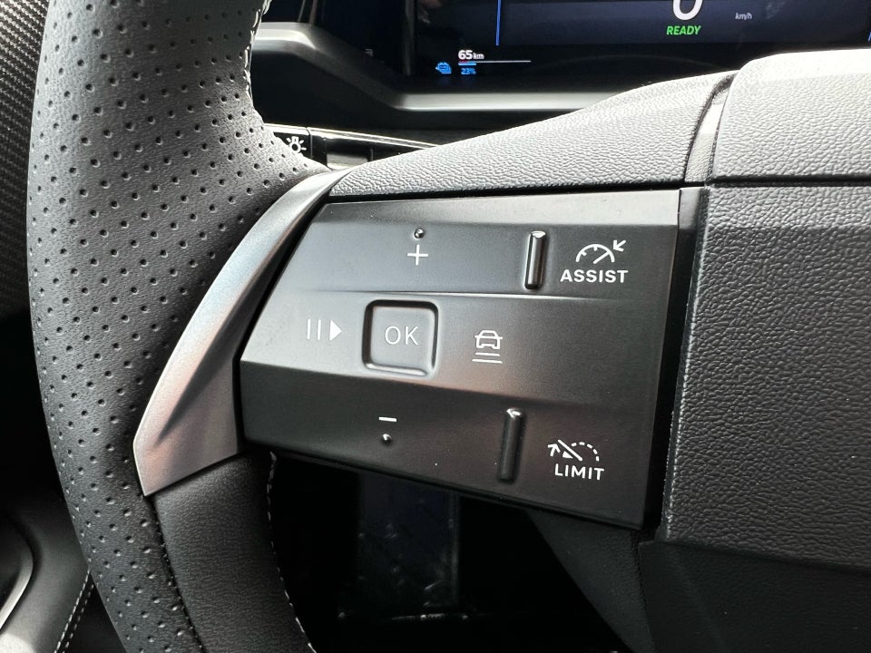 Opel Grandland-e 82 GS 5d