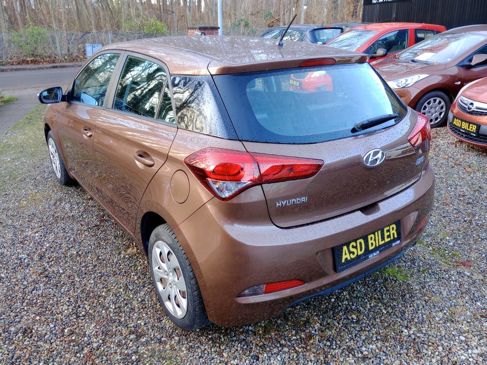 Hyundai i20 1,25 Comfort 5d