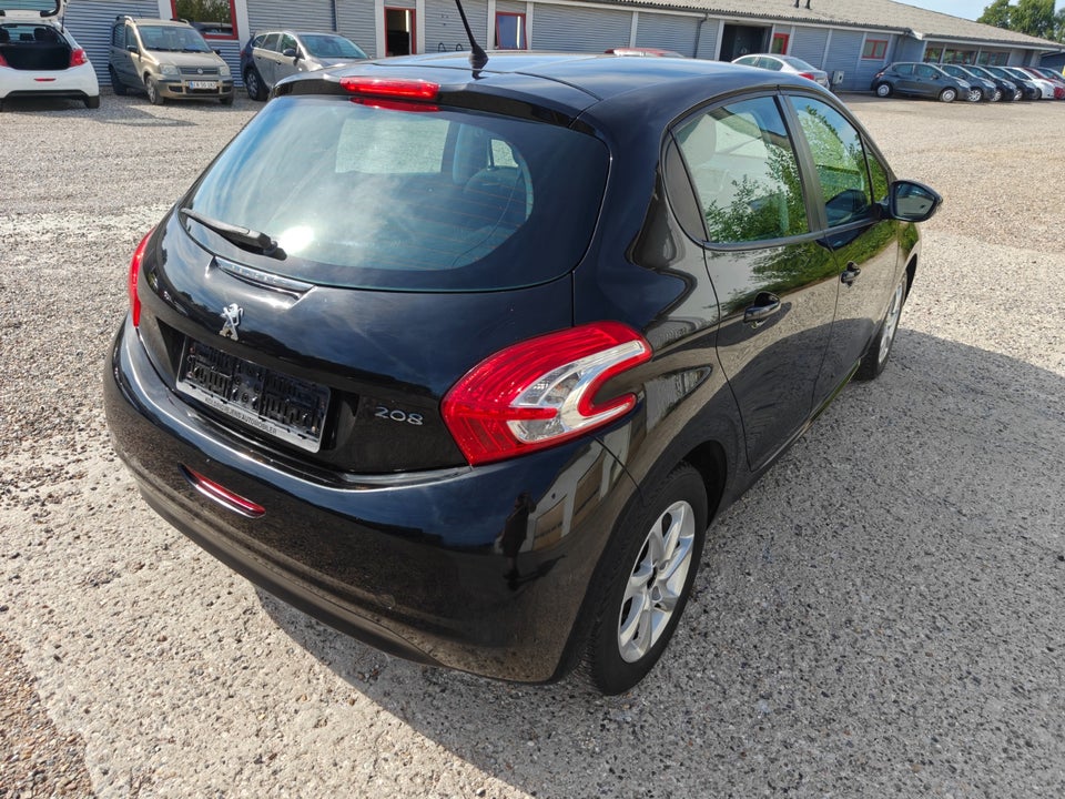 Peugeot 208 1,2 VTi Active 5d