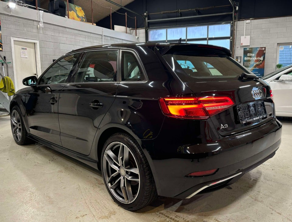 Audi A3 1,4 e-tron Sportback S-tr. 5d