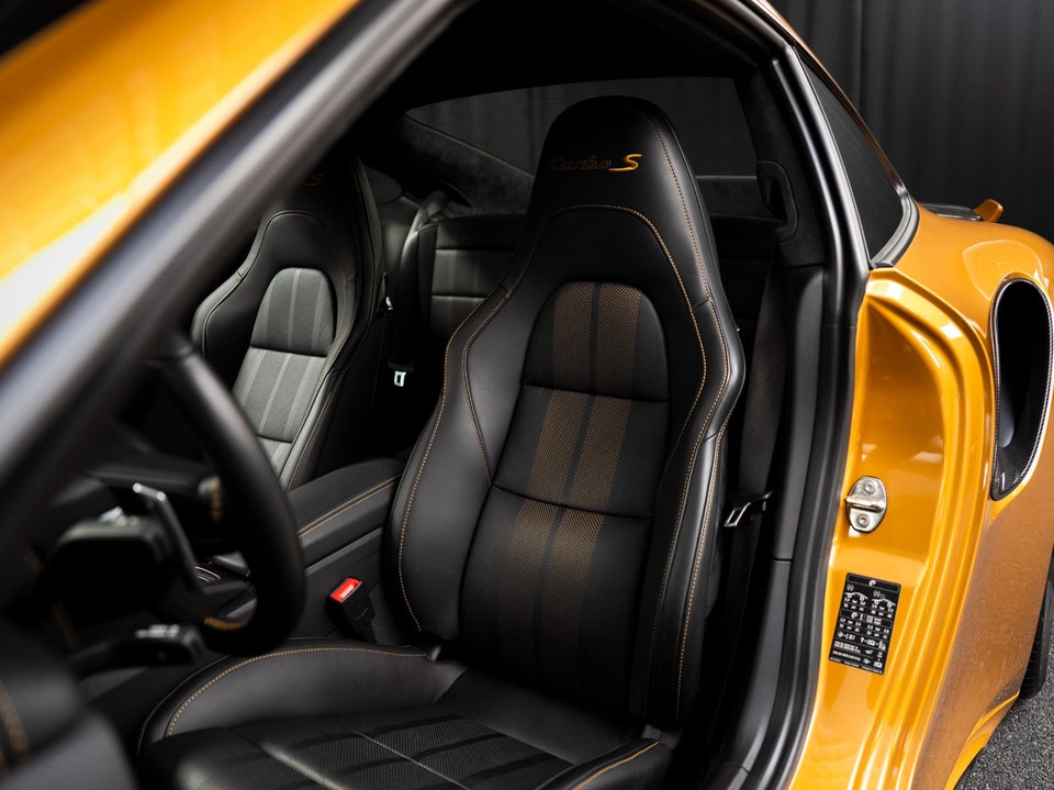 Porsche 911 Turbo S 3,8 Coupé Exclusive PDK 2d