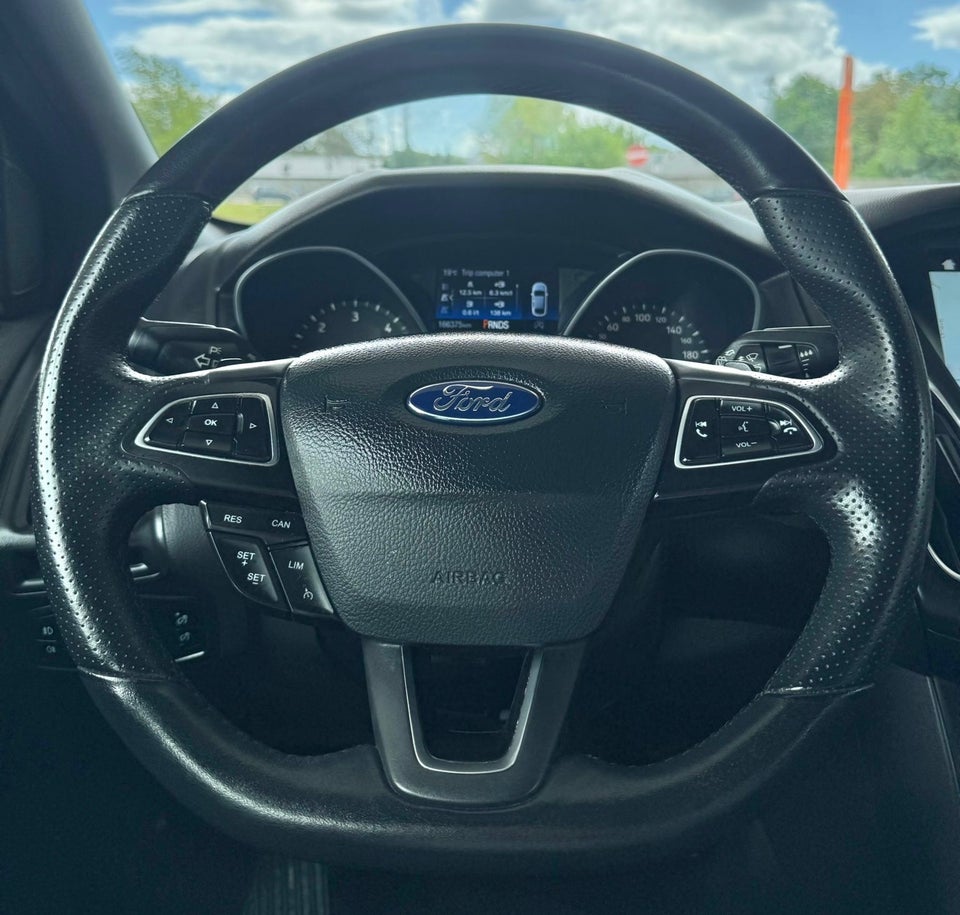 Ford Focus 1,5 TDCi 120 ST-Line stc. aut. 5d