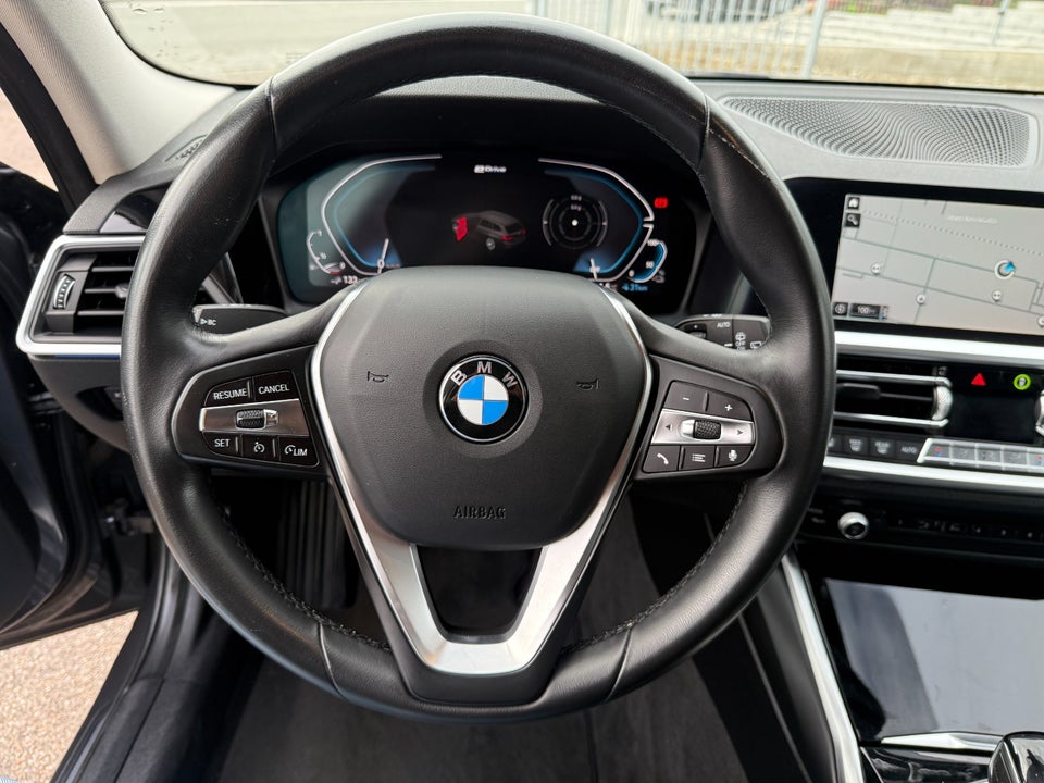 BMW 330e 2,0 Touring Sport Line aut. 5d