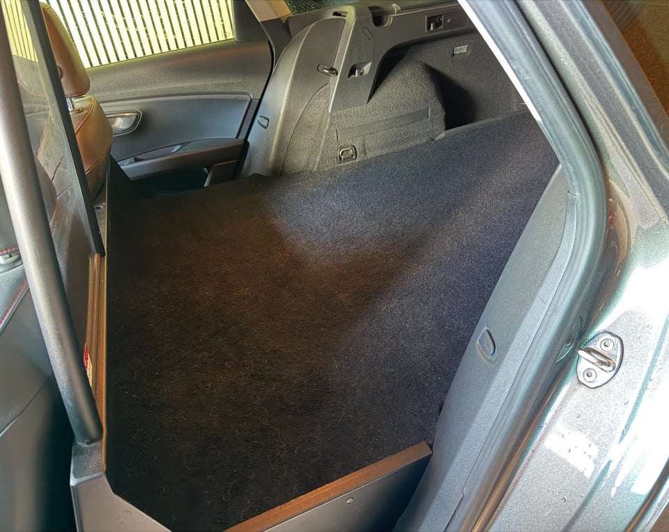 Seat Leon 1,8 TSi 180 FR ST DSG Van 5d