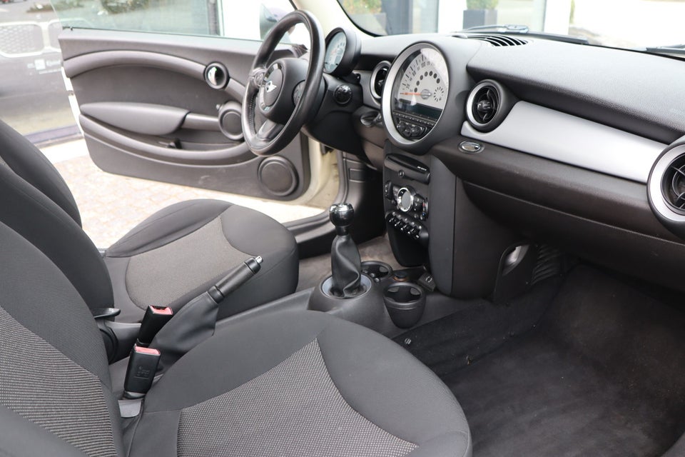 MINI Cooper 1,6 D 3d