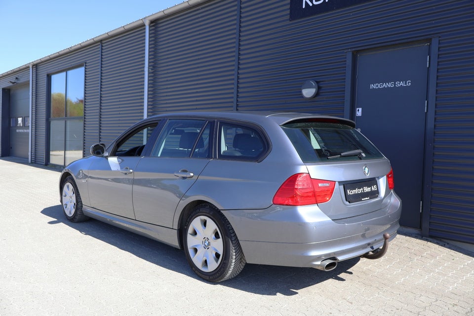 BMW 320d 2,0 Touring 5d