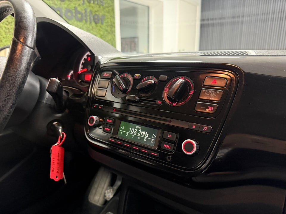 VW Up! 1,0 60 Club Up! BMT 5d