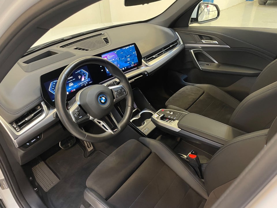 BMW iX1 eDrive20 M-Sport 5d