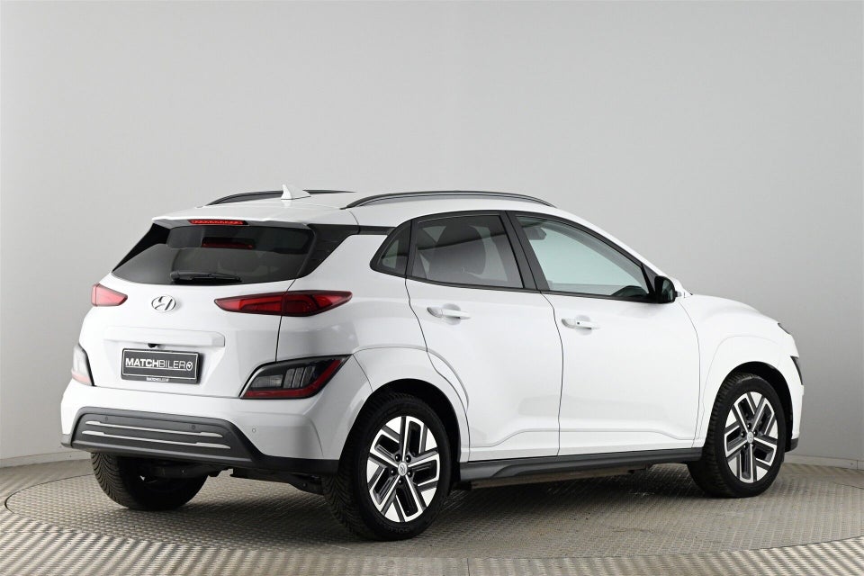 Hyundai Kona 64 EV Ultimate 5d