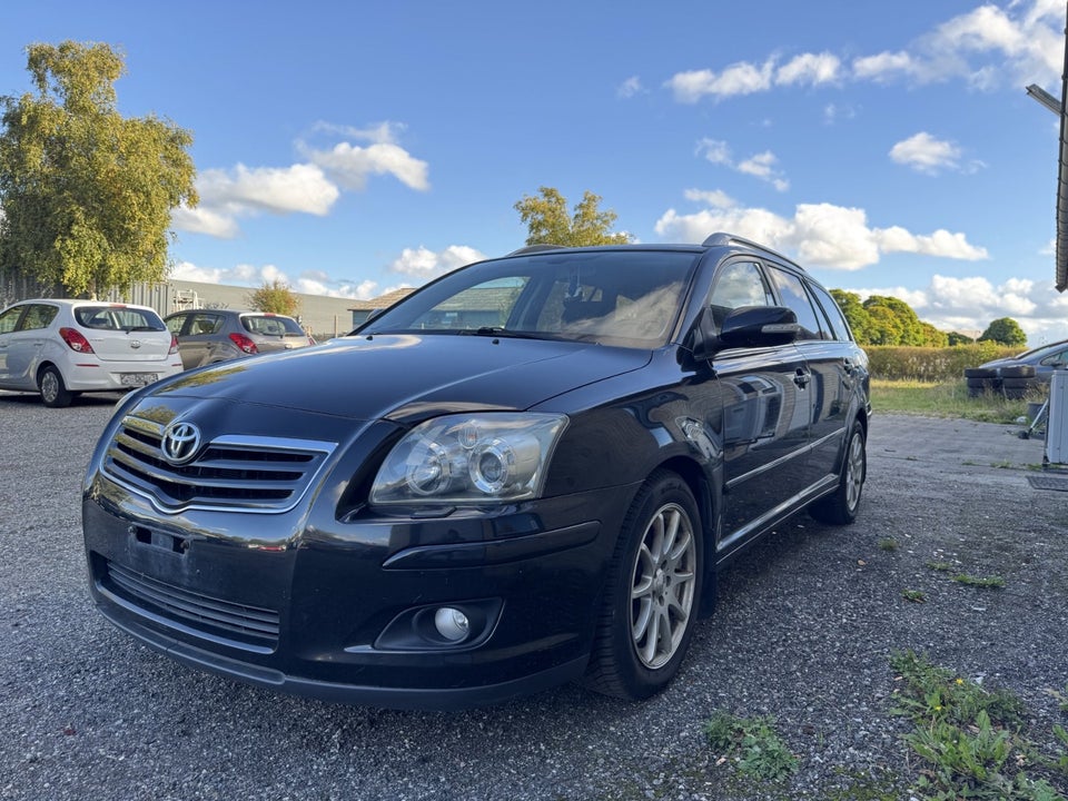 Toyota Avensis 1,8 VVT-i Sol stc. 5d