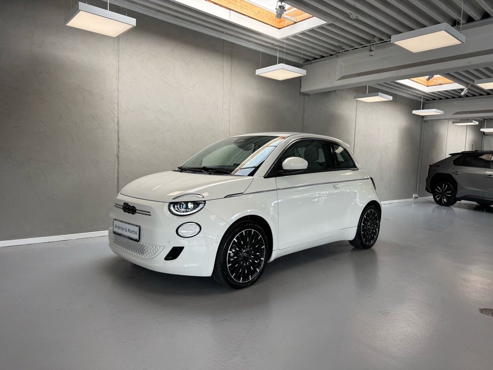 Fiat 500e 42 la Prima by Bocelli 3d