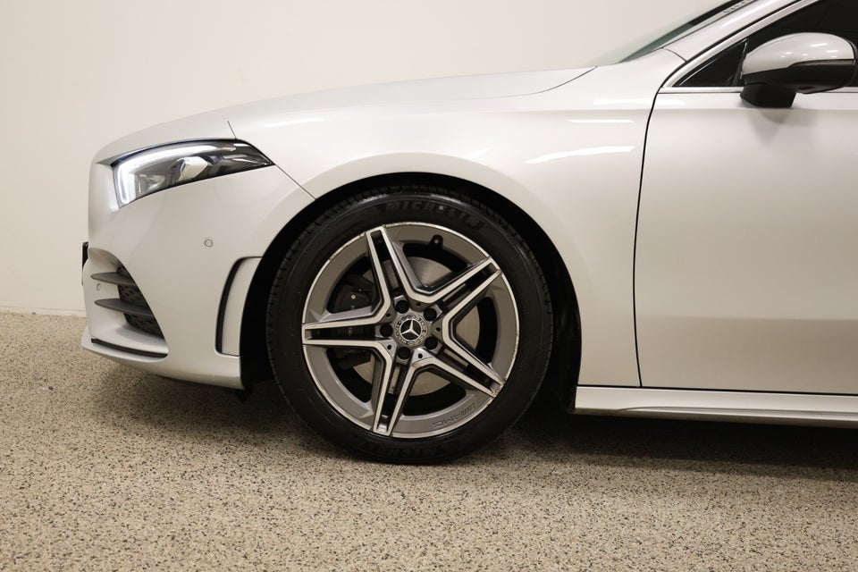 Mercedes A220 2,0 AMG Line aut. 4Matic 4d