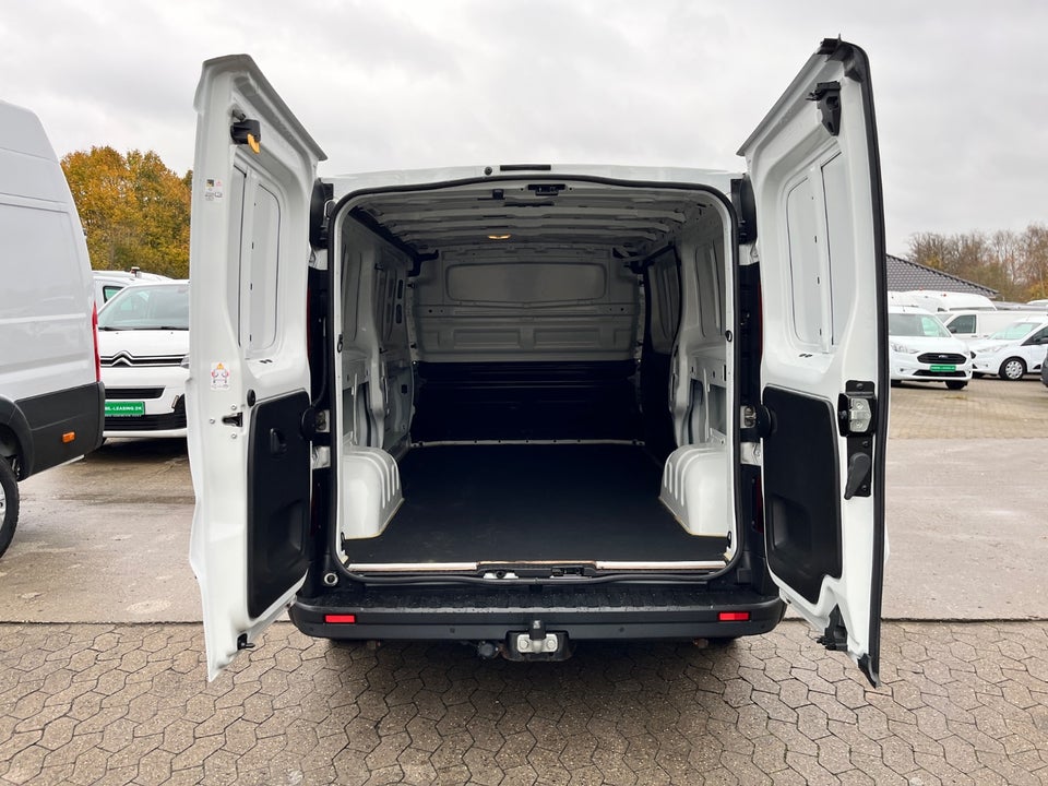 Renault Trafic T29 2,0 dCi 145 L2H1