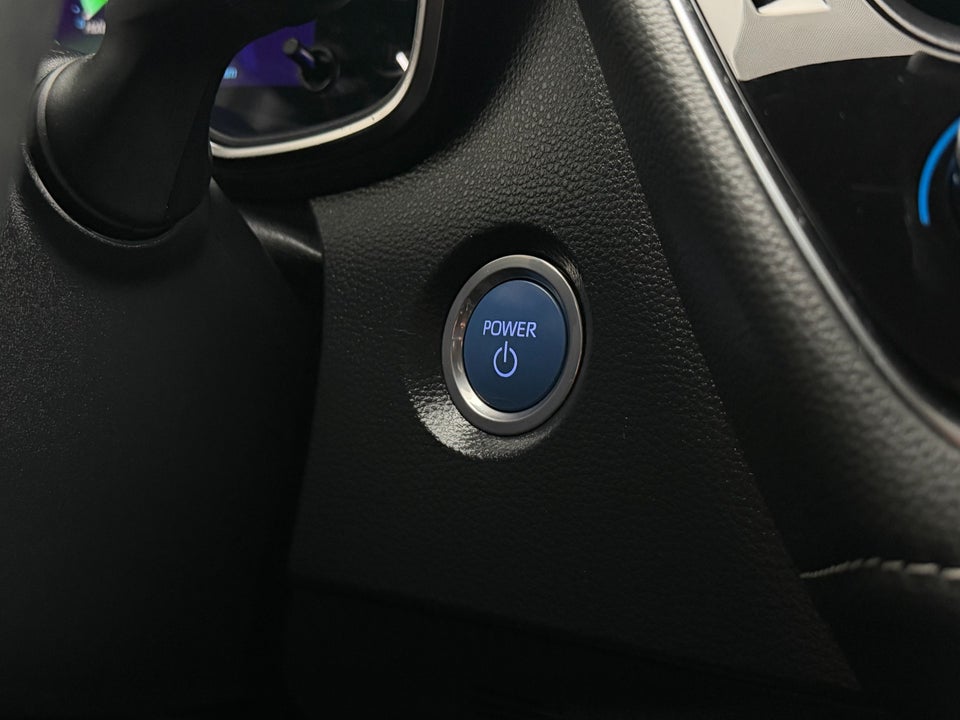 Toyota Corolla 1,8 Hybrid Active Smart Touring Sports MDS 5d