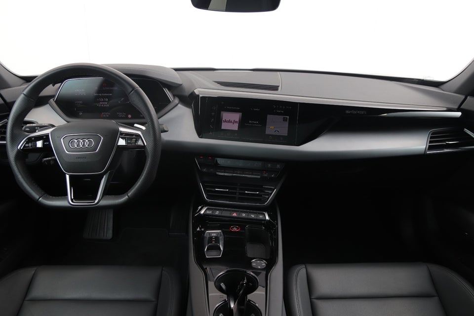 Audi e-tron GT quattro 4d