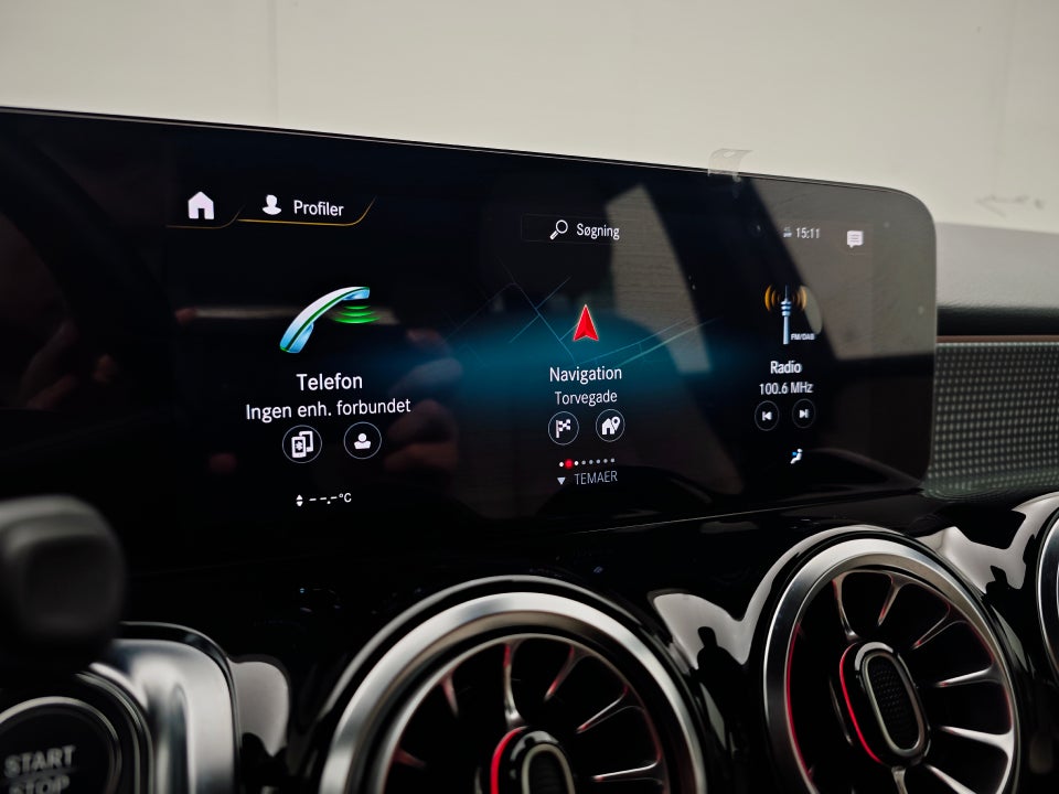 Mercedes EQB300 Sport 4Matic 5d