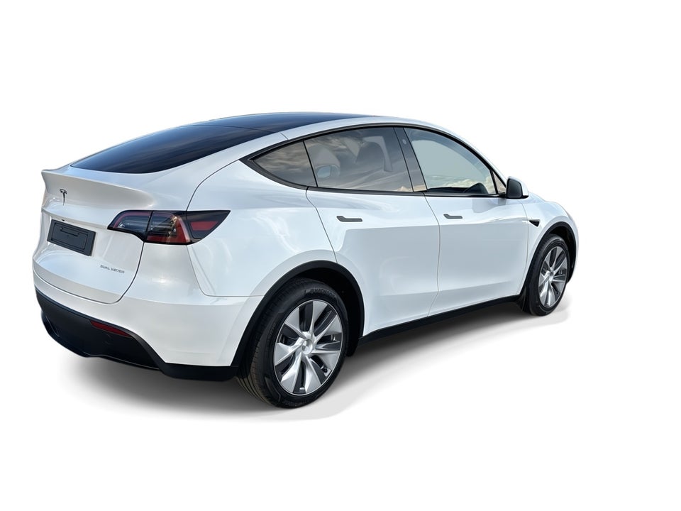 Tesla Model Y Long Range AWD 5d
