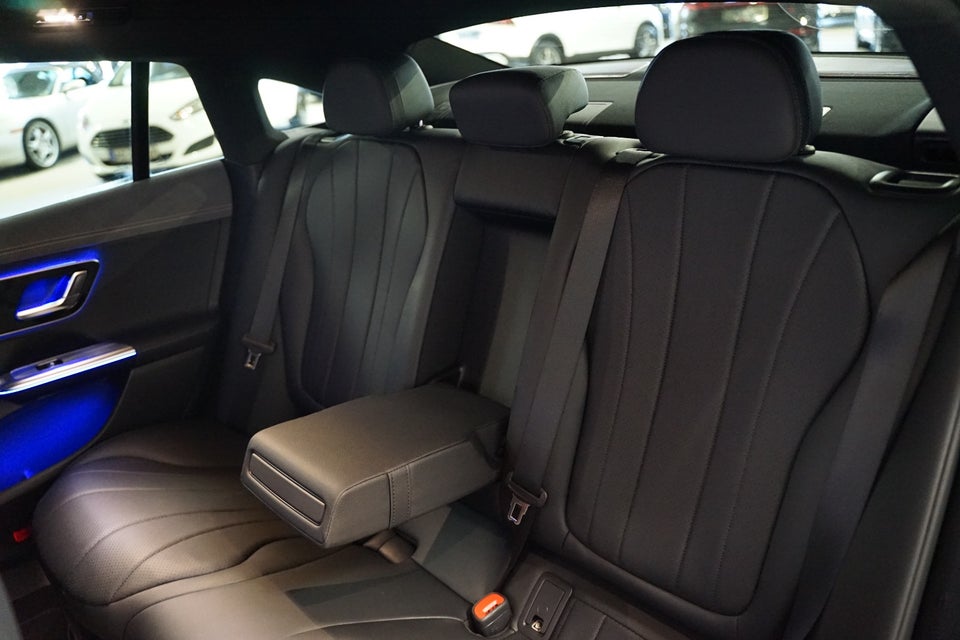 Mercedes EQE350 AMG Line 4d