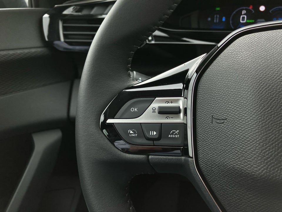 Peugeot e-308 54 Style SW 5d
