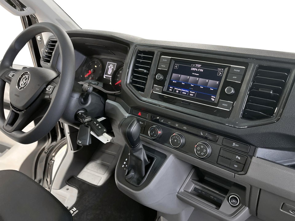 VW Crafter 35 2,0 TDi 177 Kombi L3H2 aut.