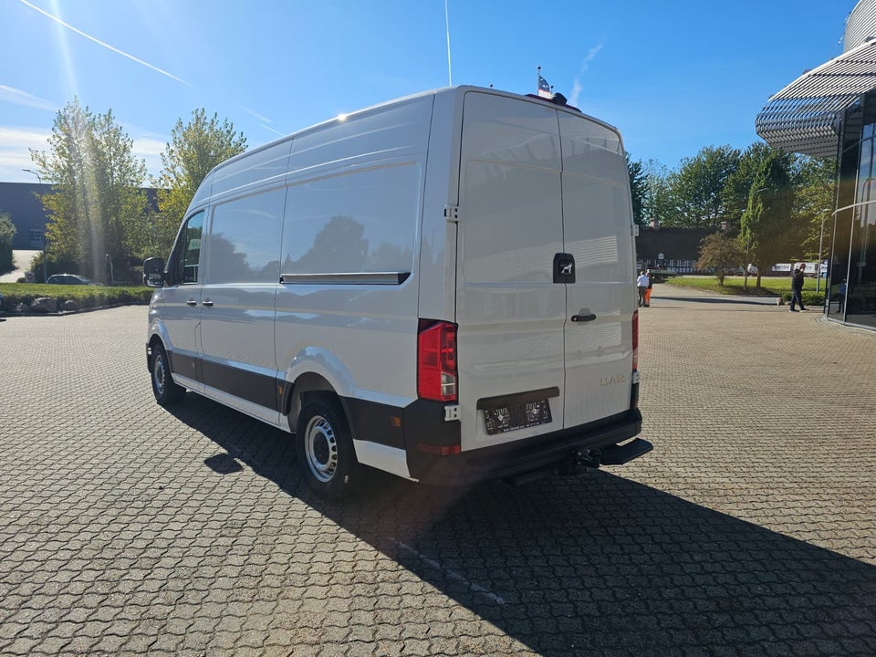 MAN TGE 2,0 3.160 Kassevogn L3H3 aut. RWD