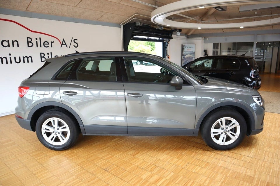 Audi Q3 35 TFSi Advanced Prestige S-tr. 5d