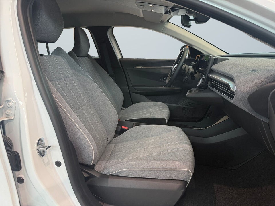 Renault Megane E-Tech 40 Equilibre 5d