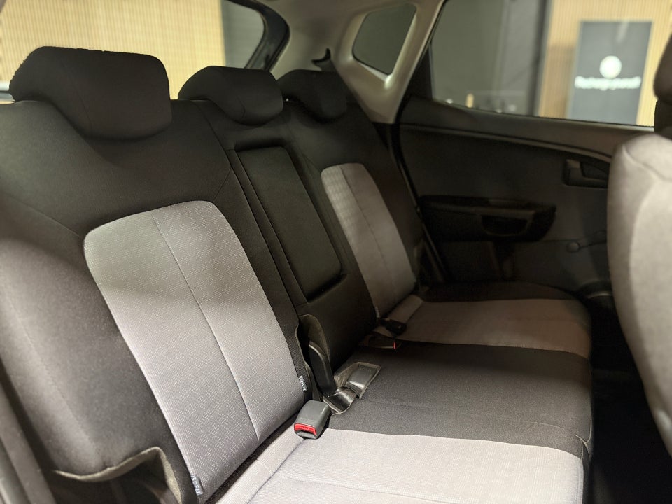 Kia Venga 1,4 CVVT Attraction 5d