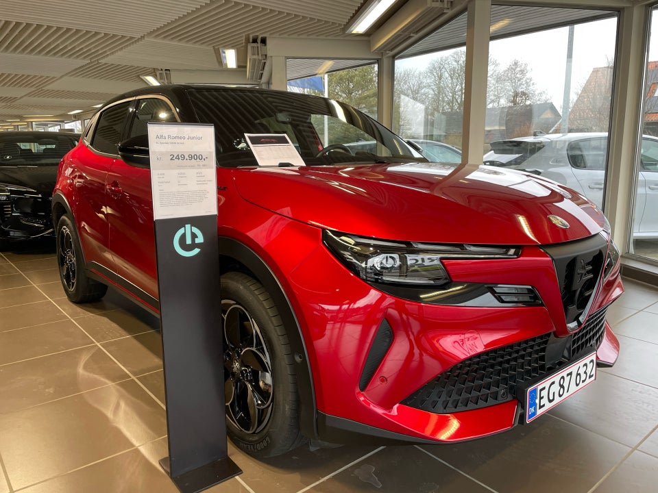 Alfa Romeo Junior Elettrica Speciale 5d