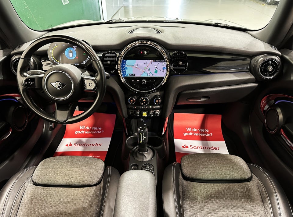 MINI Cooper SE Classic Trim 3d