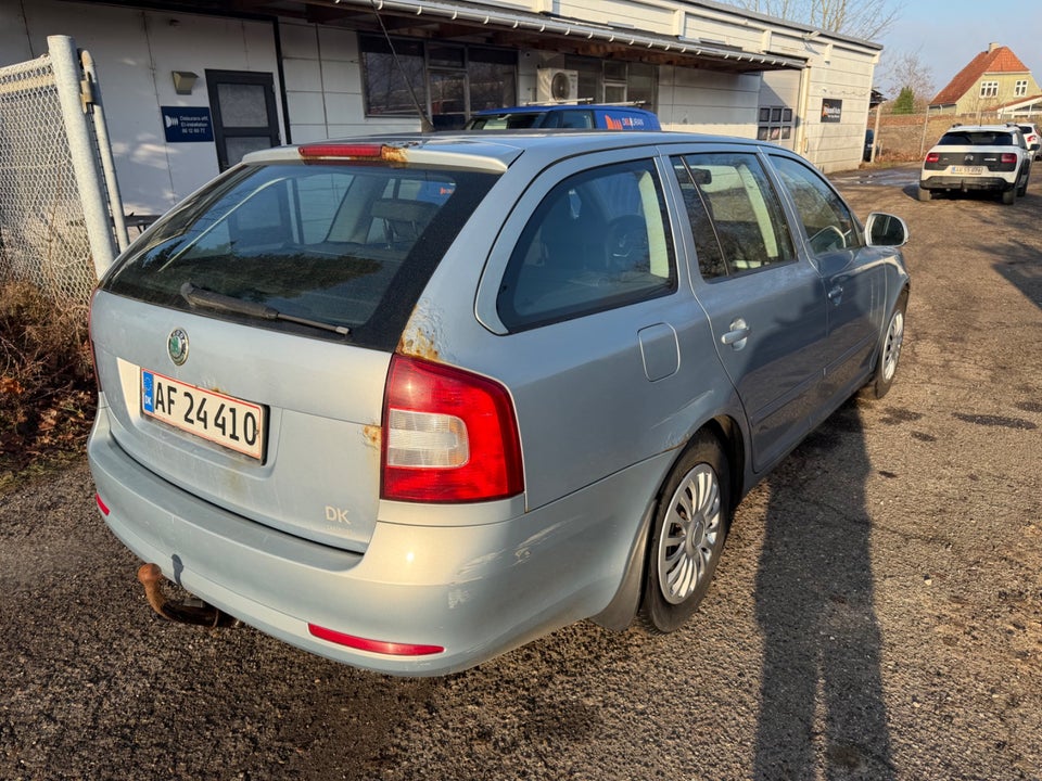 Skoda Octavia 1,6 TDi 105 GreenLine Combi 5d