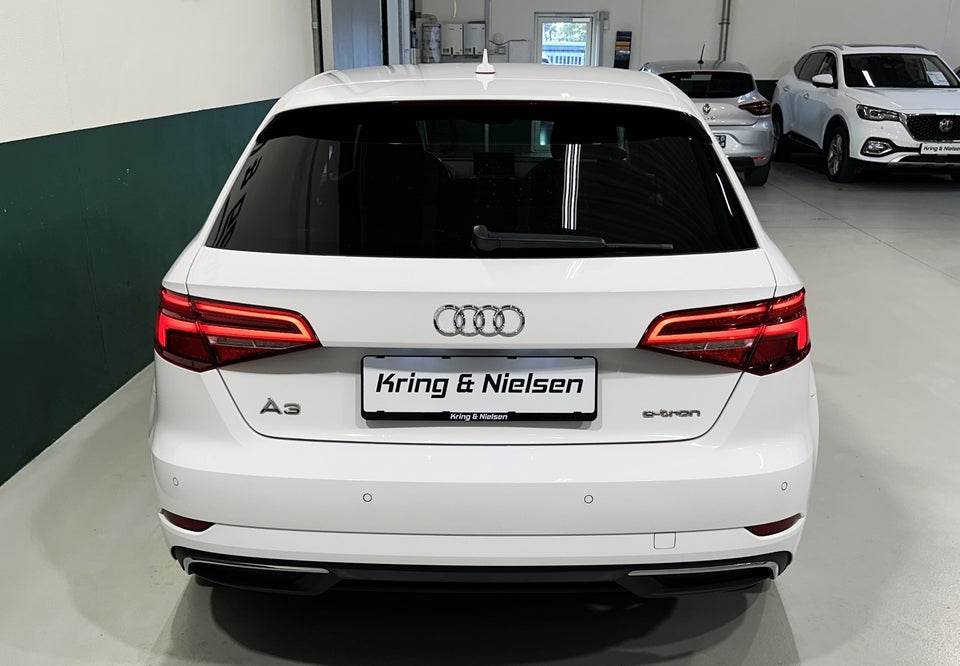 Audi A3 1,4 e-tron Sportback S-tr. 5d