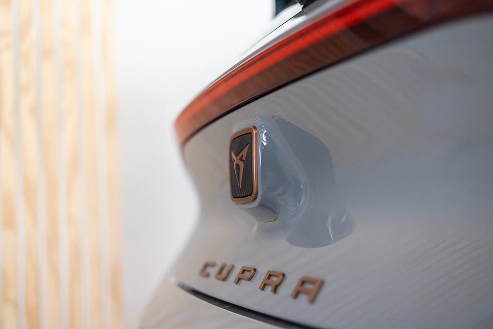 Cupra Born 58 High 5d